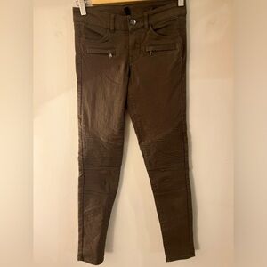 3/$25 H&M Divided Jeans 4 GUC